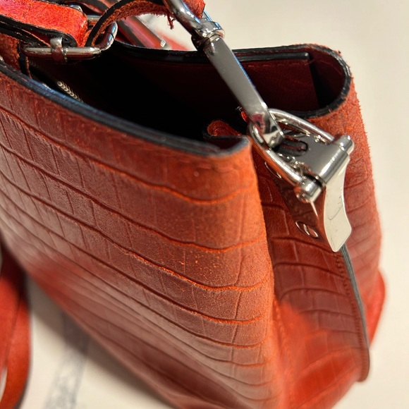 Chiara Ferretti Red Croc Embossed leather bag - Picture 5 of 12